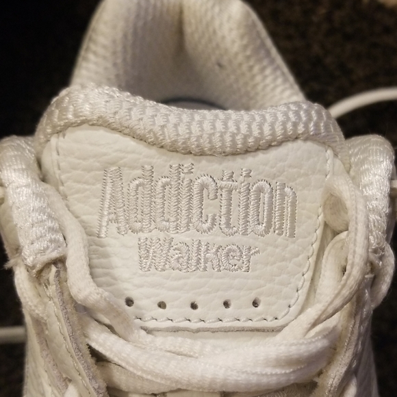 New Balance/Brooks - 8.5 - Addiction Walker - Picture 8 of 8
